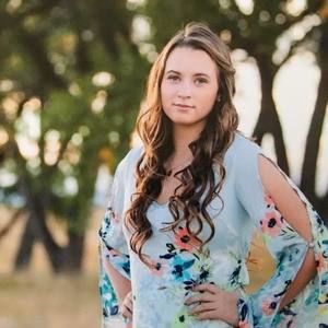 Meet your Posher, Gabrielle